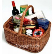 Gourmet Goodies Wine Gift Basket 